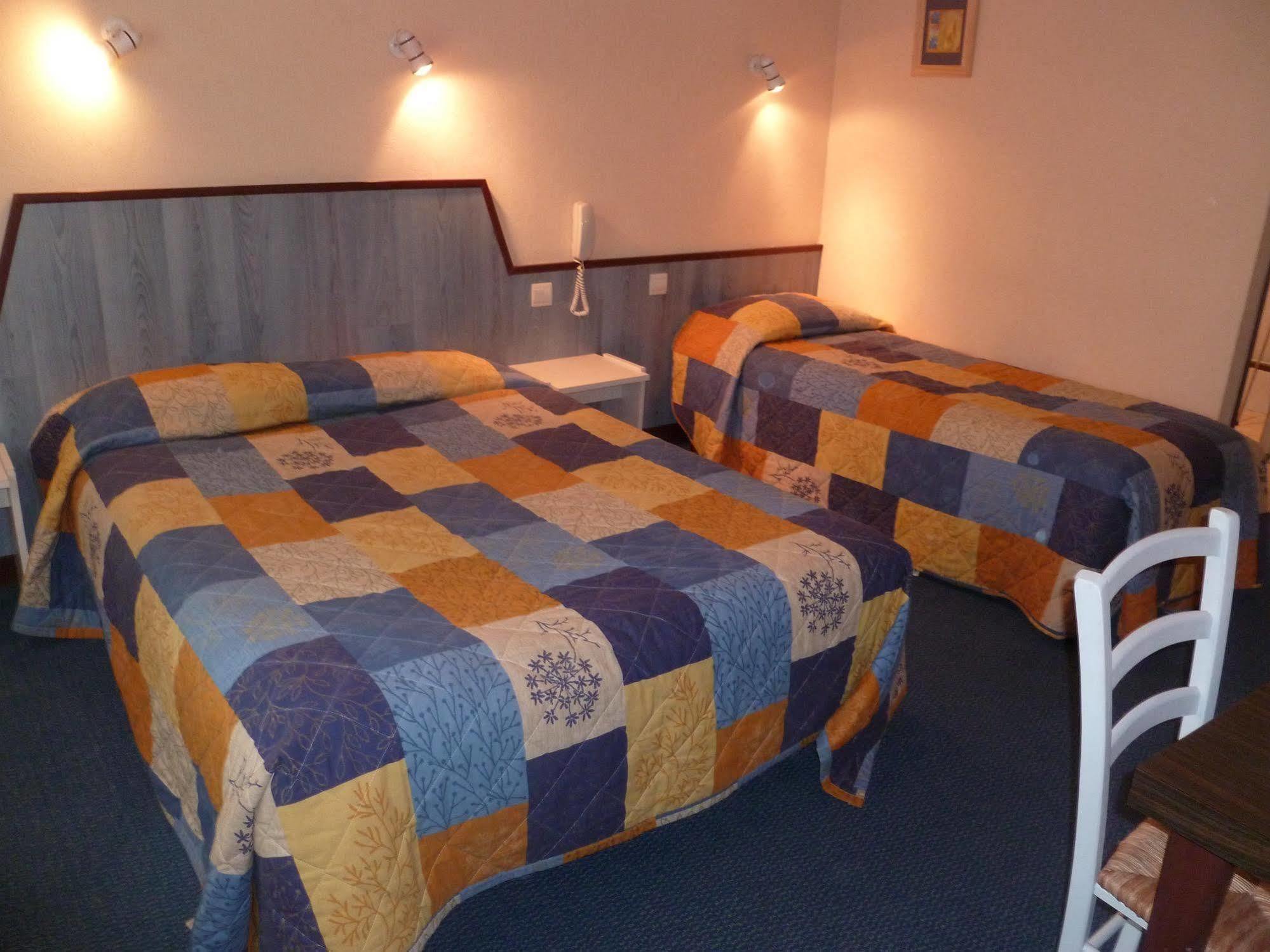 Hotel Rive Sud Шинон Екстер'єр фото